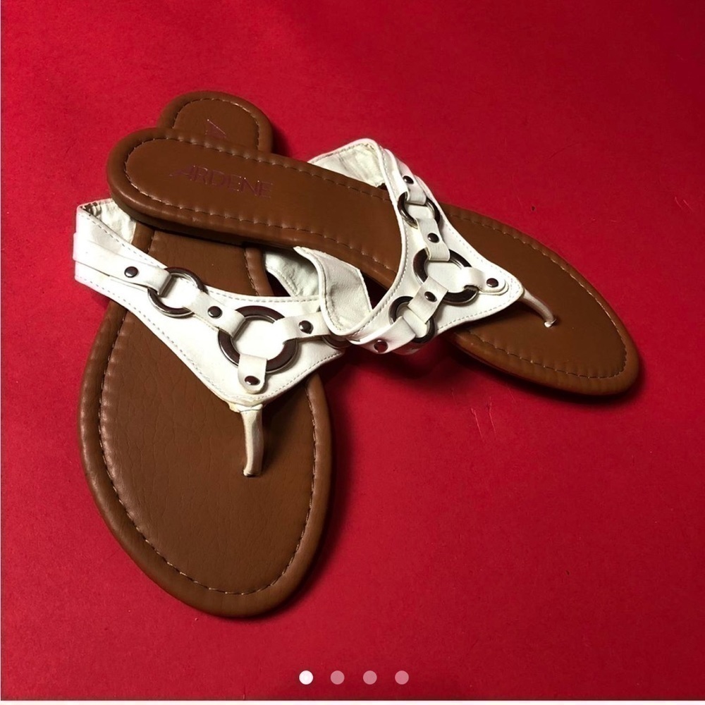 Faux white leather sandals with silver o-rings🖤🤍​​​​​​​​​​​​​​​​​​​​​​​​​
